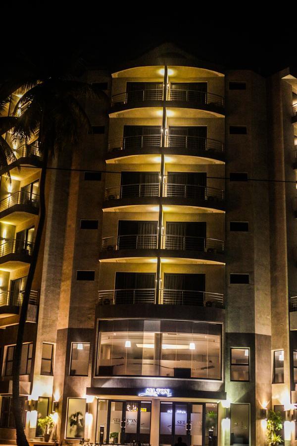 Hotel Selton Киншаса Экстерьер фото